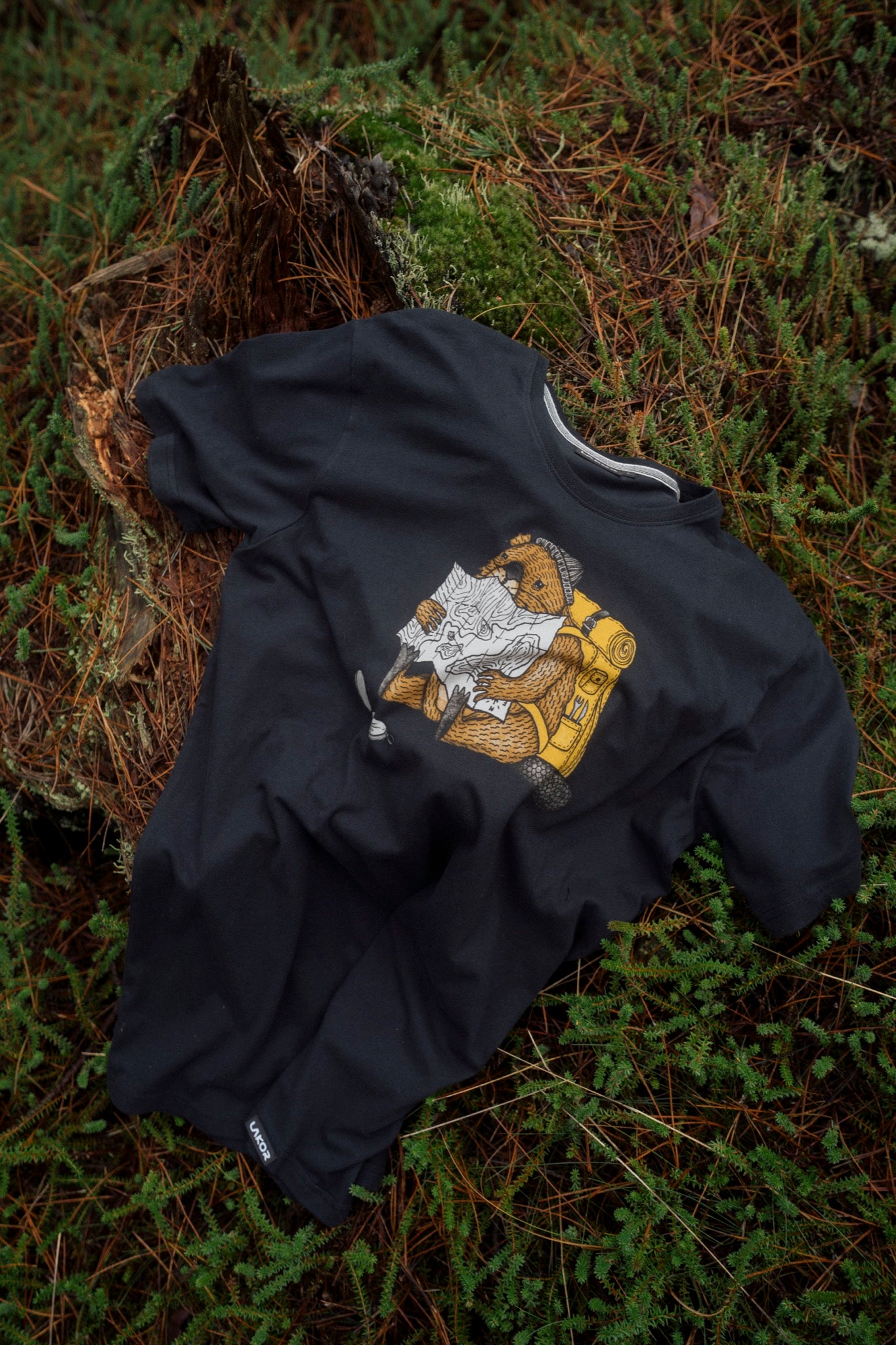 Beaver Break T-shirt (Moonless Night)